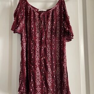 Free Kisses top womens